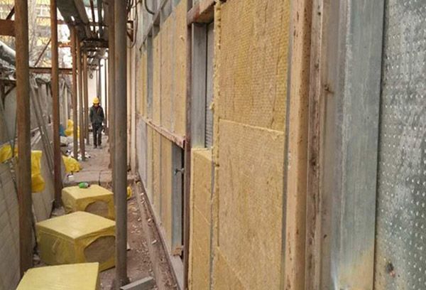 上?？贡瑝S家